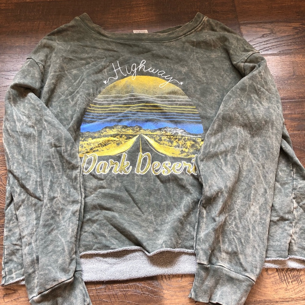 Cropped sweatshirt
